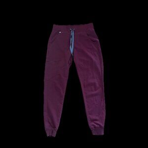 Figs Women's Jogger Scrub Pants in Burgundy